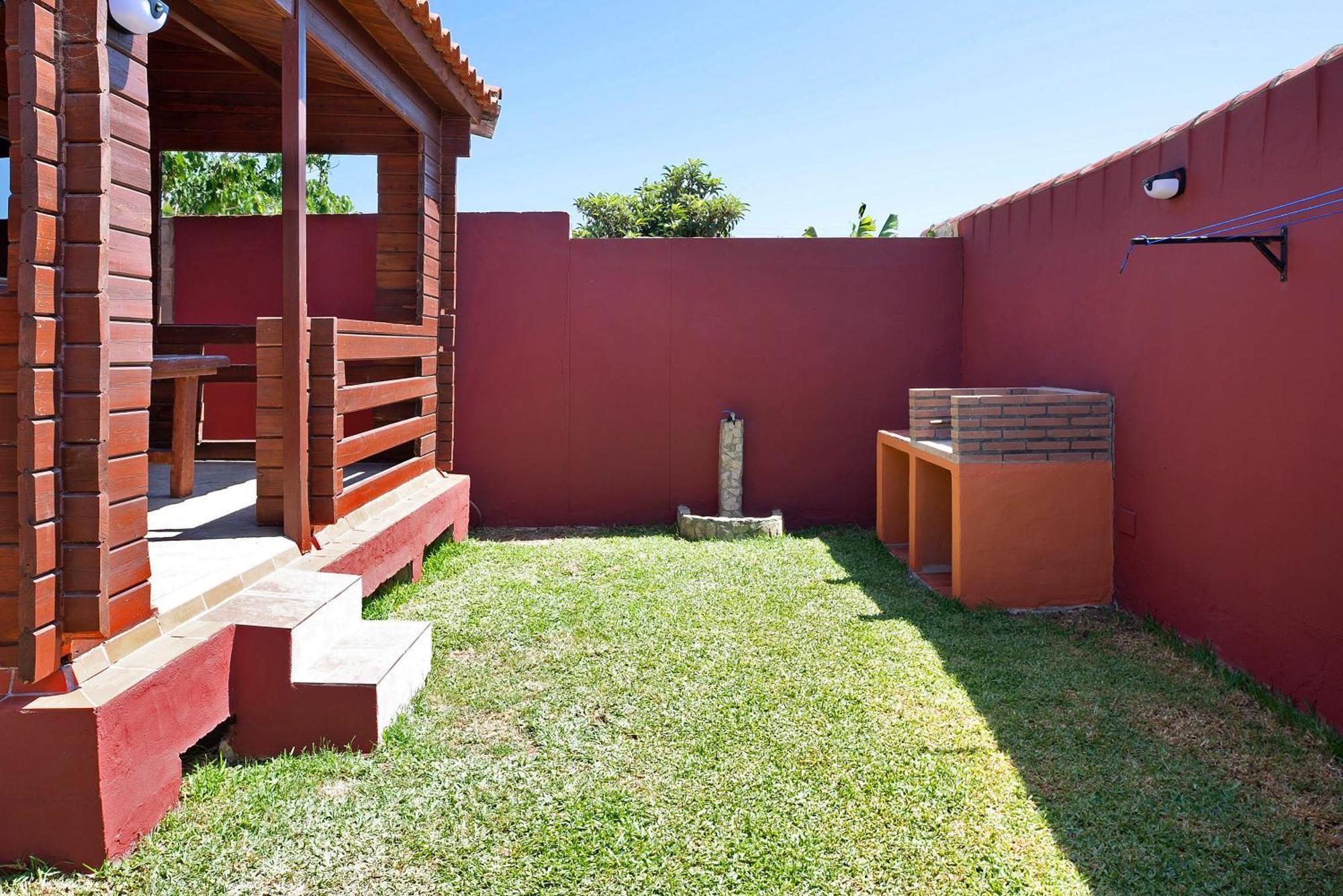 Villa Casa Juana Madera à Zahora Extérieur photo